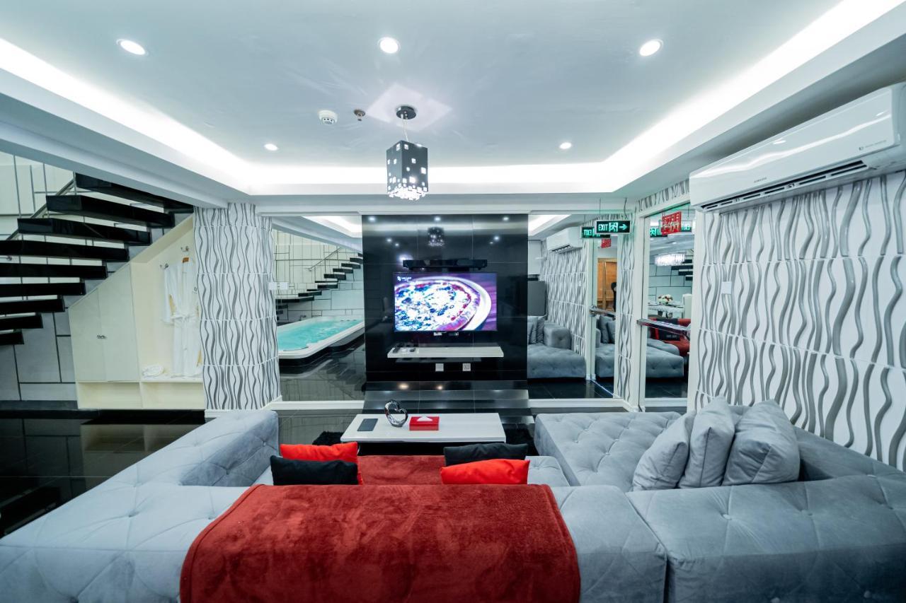 Luks Lofts Hotel & Residences Batangas Esterno foto
