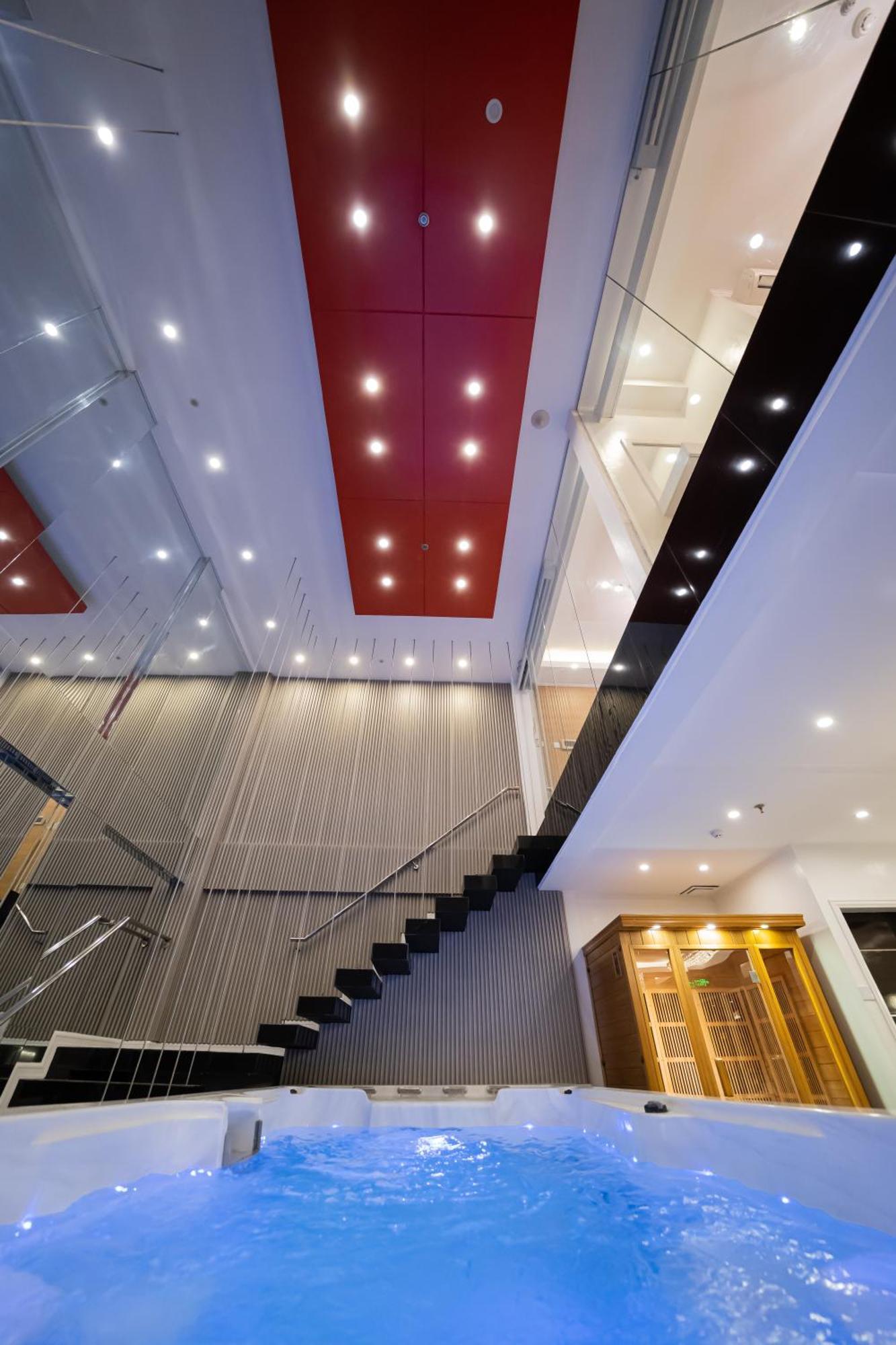 Luks Lofts Hotel & Residences Batangas Esterno foto
