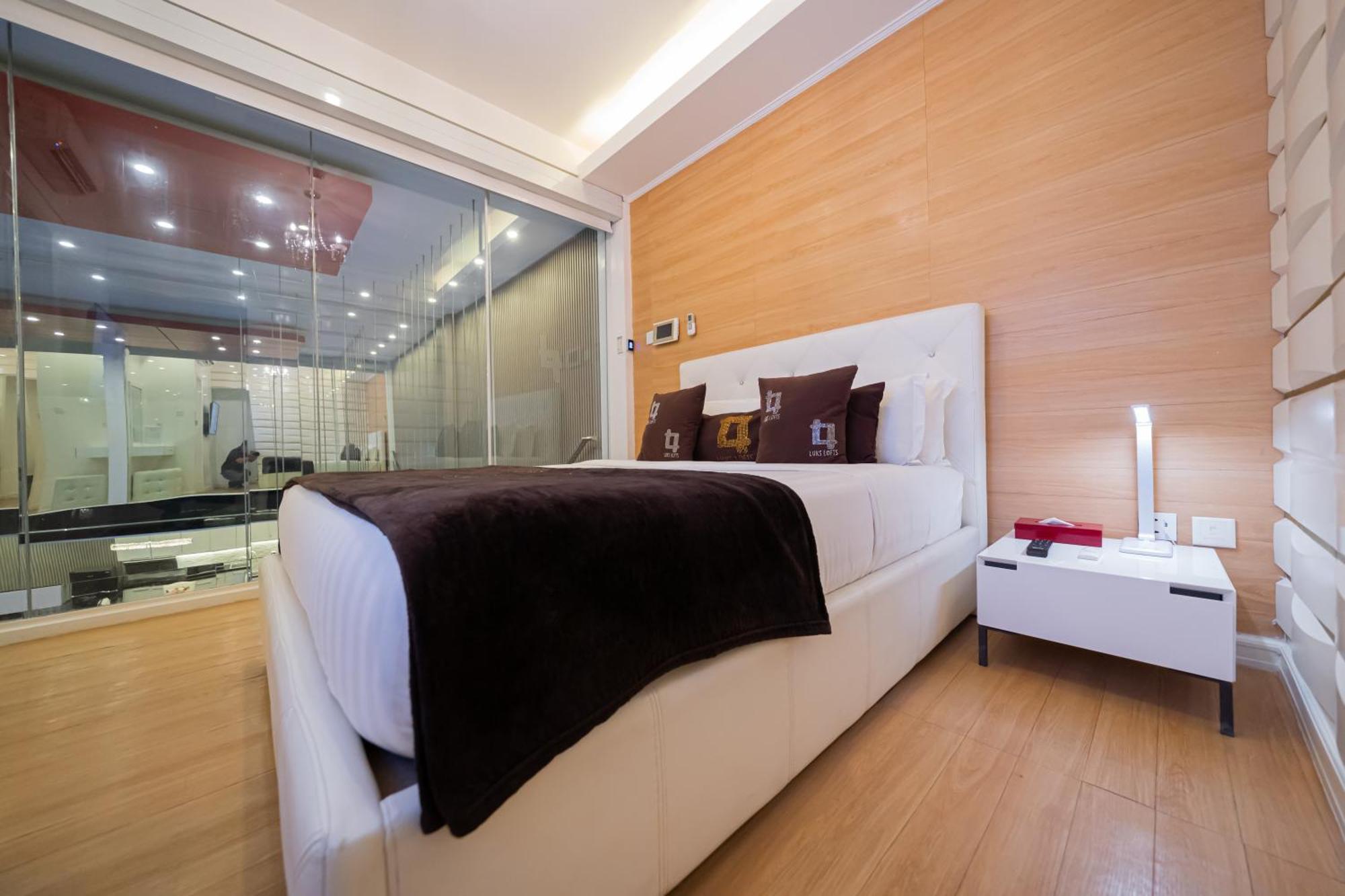 Luks Lofts Hotel & Residences Batangas Esterno foto