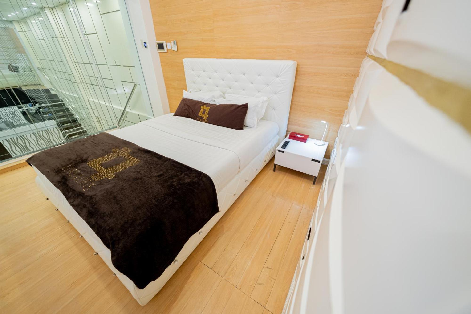 Luks Lofts Hotel & Residences Batangas Esterno foto