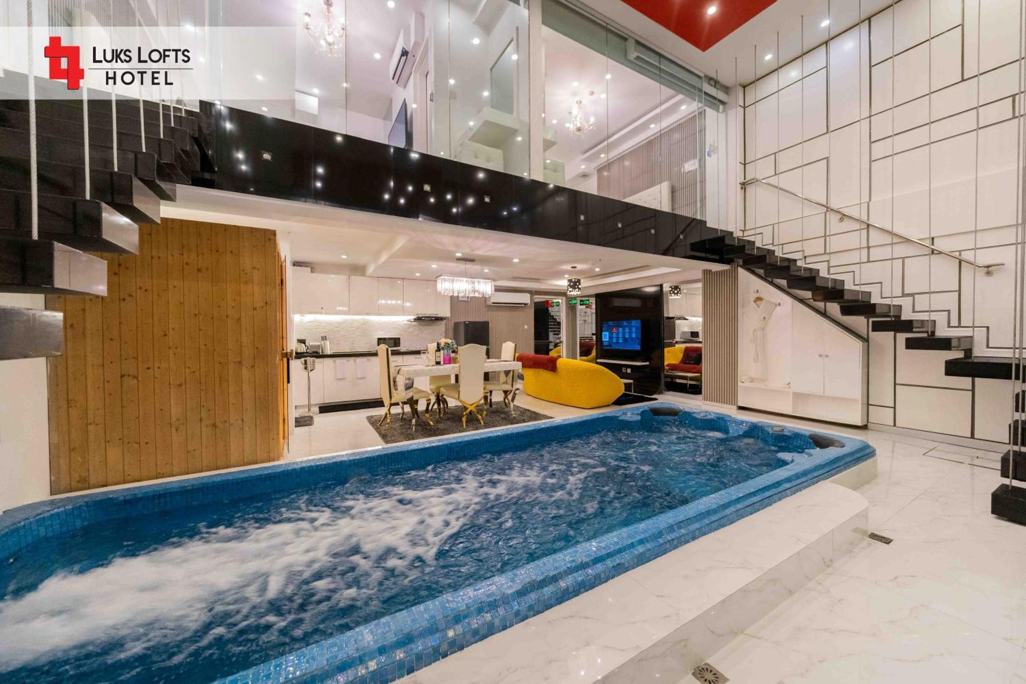 Luks Lofts Hotel & Residences Batangas Esterno foto