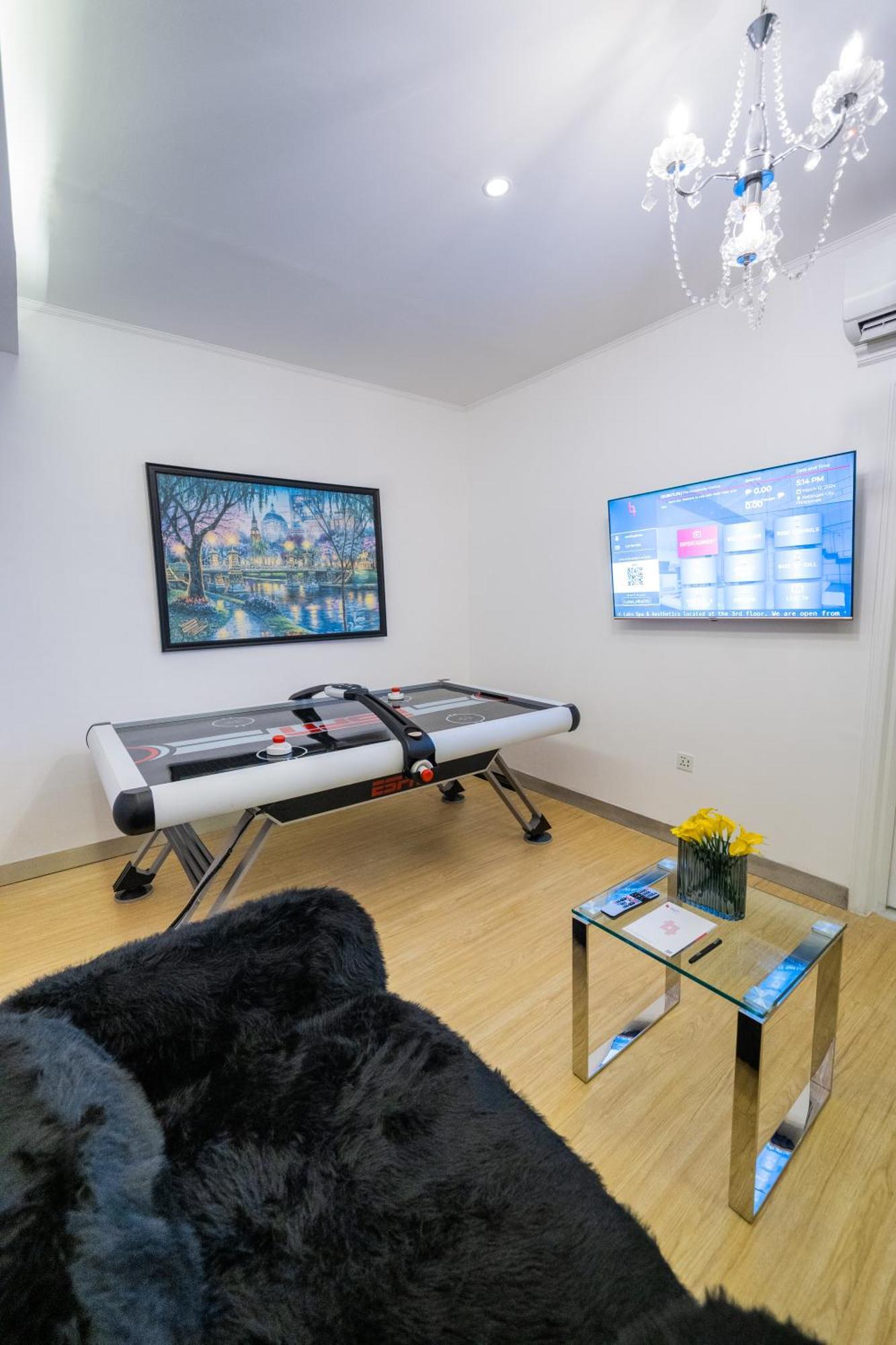 Luks Lofts Hotel & Residences Batangas Esterno foto