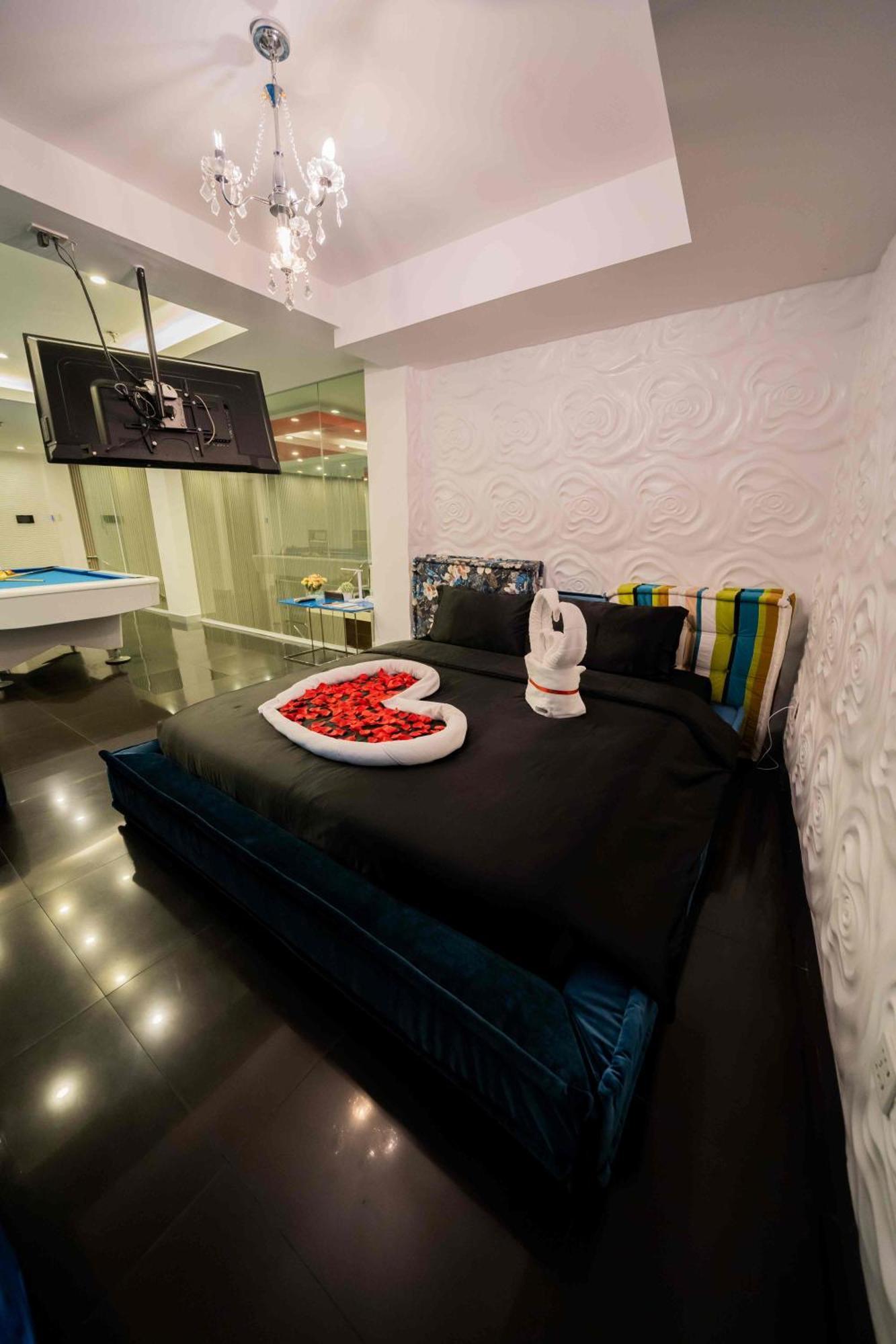 Luks Lofts Hotel & Residences Batangas Esterno foto